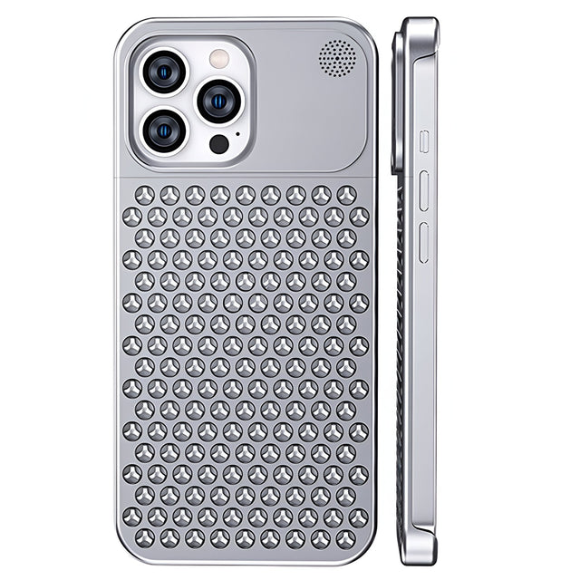 Husă iPhone 15 Pro Max din aliaj de aluminiu argintiu cu structură de răcire 3D, vedere frontală