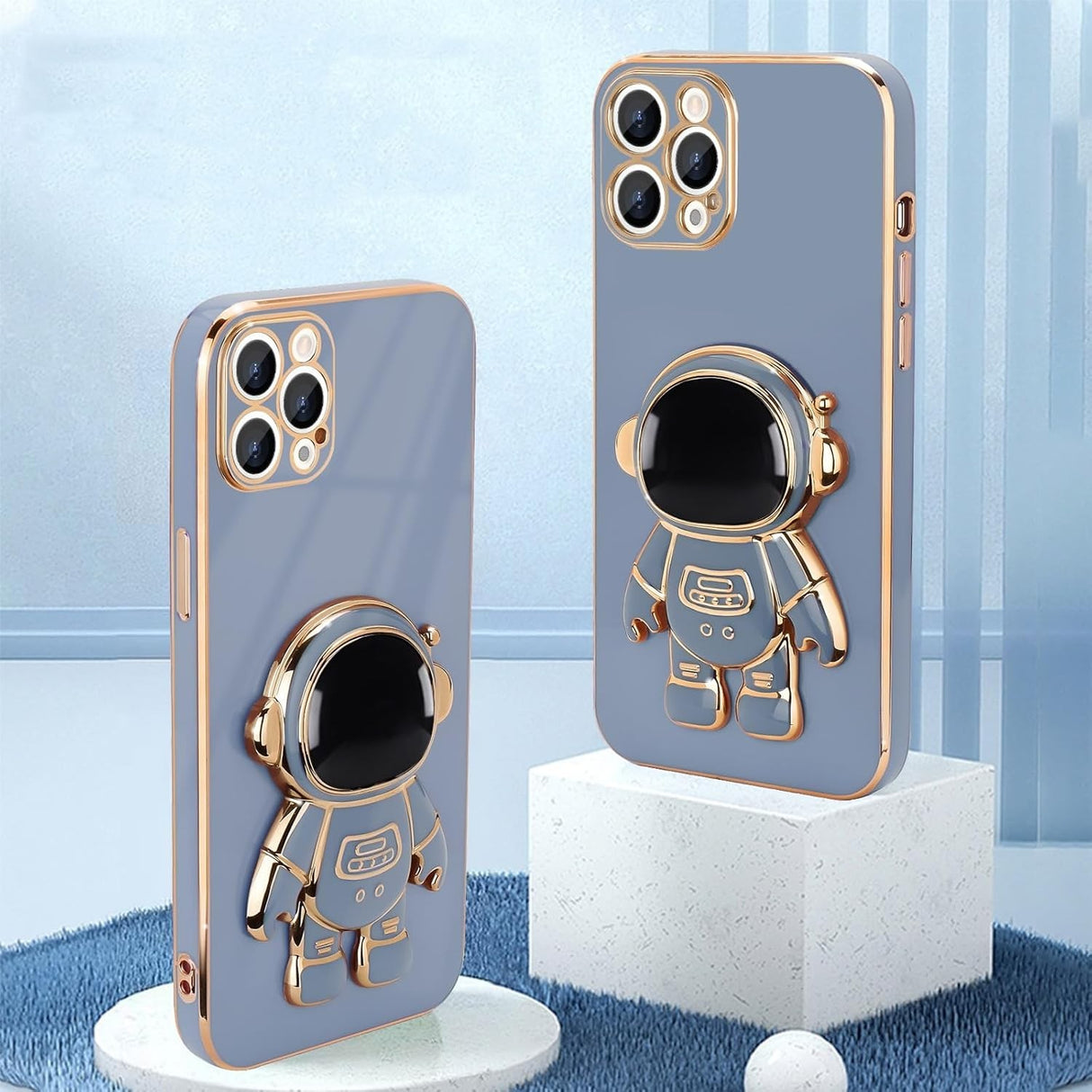 Husă iPhone 15 Pro albastru astronaut montată pe telefon, protecție cameră și colțuri antisoc