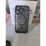 Husă iPhone 16 Plus MagSafe gri transparent, detaliu buză ridicată protecție cameră