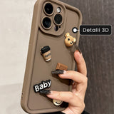 Husă iPhone 15 Pro model ursuleți 3D, vedere de sus cu decupaj difuzor