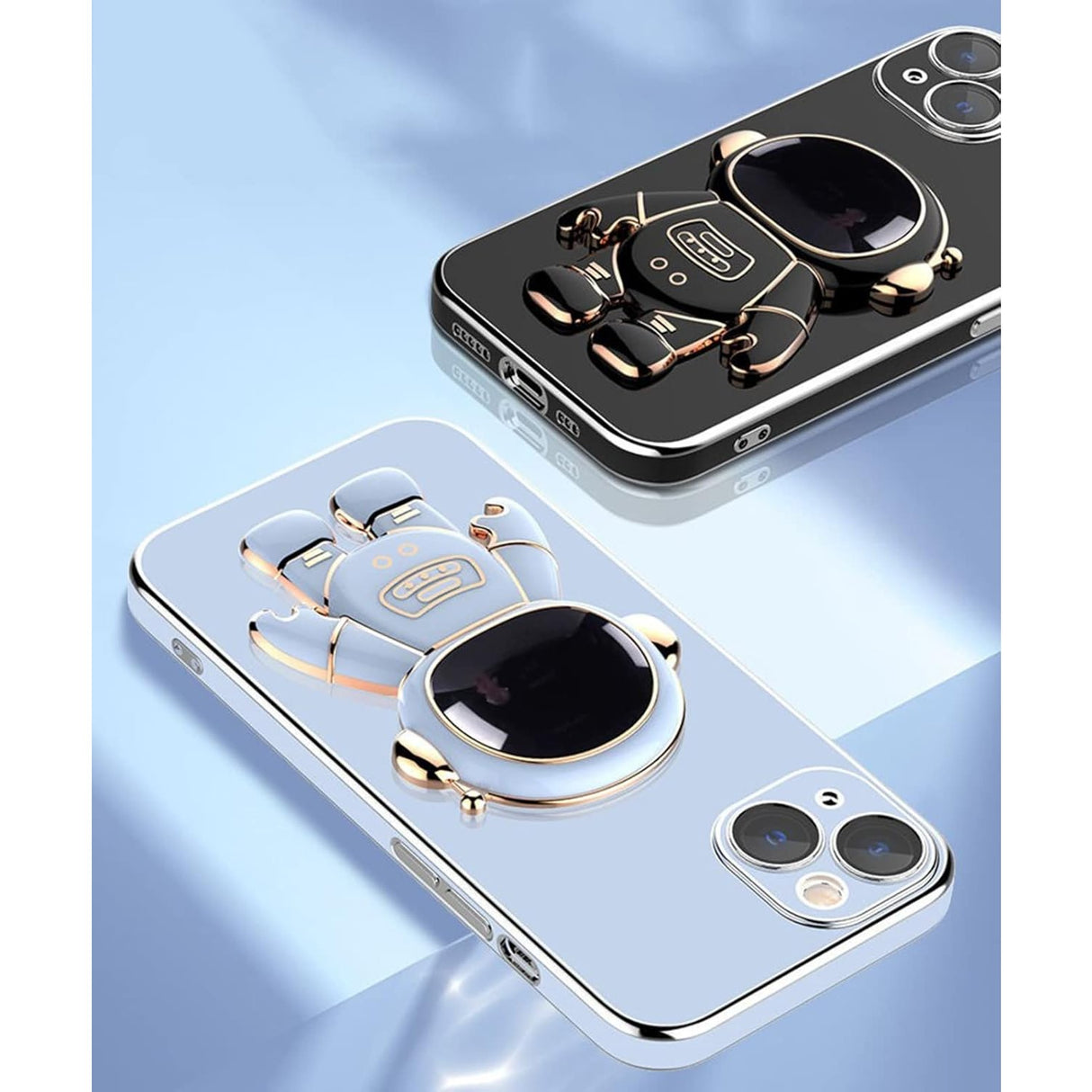 Detaliu print astronaut husă TPU albastru iPhone 14, vedere spate