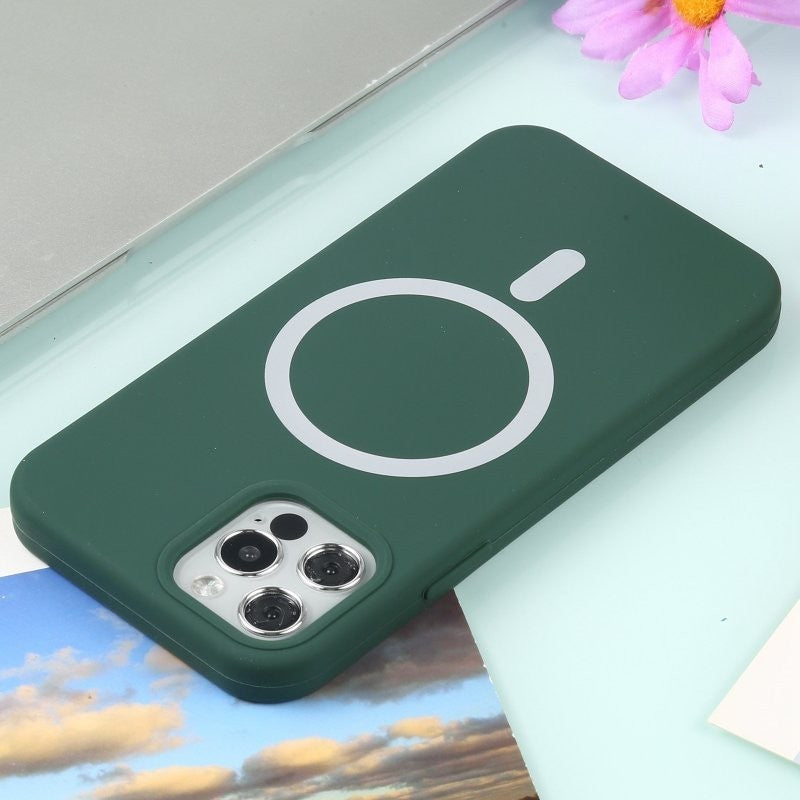 Husa MagSafe liquid large hole magnetic shell pentru Apple iPhone 11, Full Cover, Liquid Silicone, Magnetica, Incarcare Wireless, Flippy, Verde - vivimall.ro