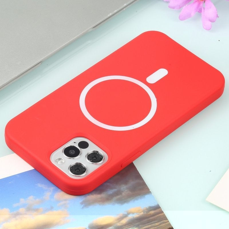 Husa MagSafe liquid large hole magnetic shell pentru Apple iPhone 14 Pro Max, Full Cover, Liquid Silicone, Magnetica, Incarcare Wireless, Flippy, Rosu - vivimall.ro