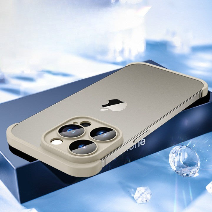 Protecție cameră metalică iPhone 15 Pro, ramă aliaj gri metalizat, detaliu modul foto