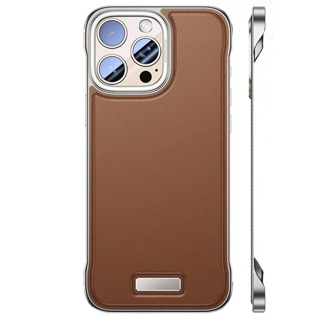 Husă iPhone 15 Pro Max din piele PU maro, design subțire fără margini, vedere frontală