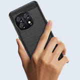 Husă silicon OnePlus 11 negru, decupaje precise pentru butoane și porturi, detaliu lateral