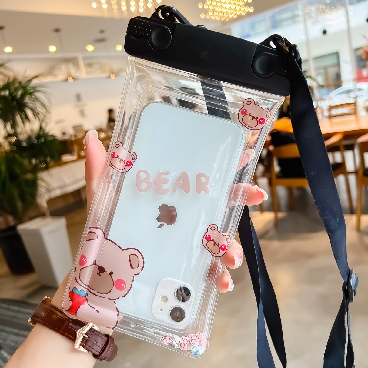 Husa subacvatica Fruity Waterproof Flippy, Snowproof, Universala, Impermeabila, cu Snur, pentru telefon sau documente, Berry Bear, Negru - vivimall.ro