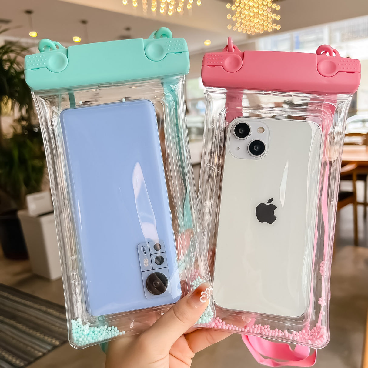 Husa subacvatica Waterproof Flippy, Snowproof, Universala, Senzoriala, cu Snur, pentru telefon sau documente, Roz - vivimall.ro