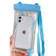 Husă impermeabilă universală bleu pentru telefon, certificată IPX8, vedere frontală cu snur