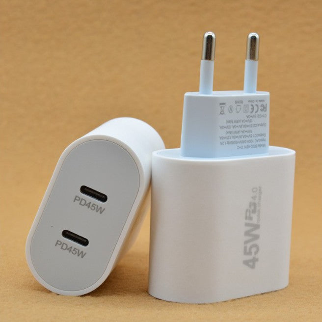 Încărcător Vivimall Power Delivery 45W cu două porturi USB-C, detaliu conexiuni și design lateral