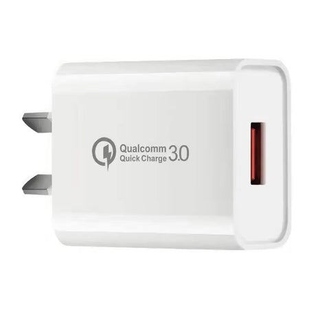 Încărcător rețea Vivimall Fast Charge QC 3.0, 18W, 5V/3A, design alb compact, vedere frontală