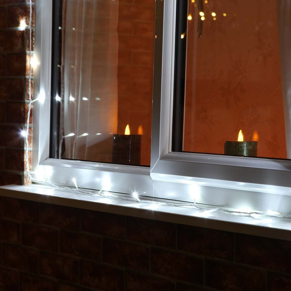 Karácsonyi installáció, 10 M, 100 LED, Lineáris, Hideg fehér, 8 fényeffektus, Transzformátor, Összeköthető, 3 M hosszabbító kábel mellékelve, Vezeték
