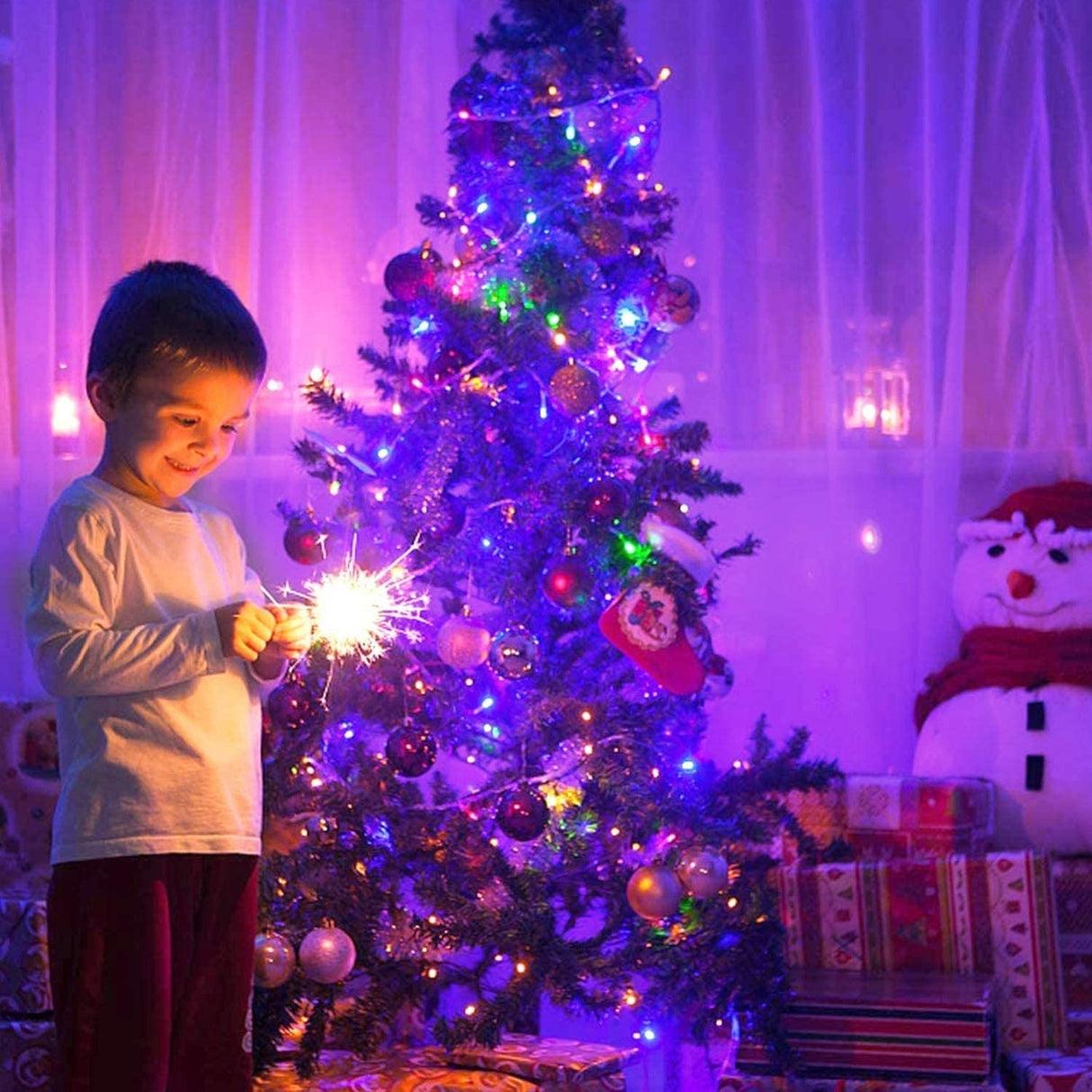 Karácsonyi installáció, 10 M, 100 LED, Lineáris, Többszínű, 8 Fényeffektus, Transzformátor távirányítóval, Összekapcsolható, 5 M Hosszabbítókábel mellékelve, Vezeték 