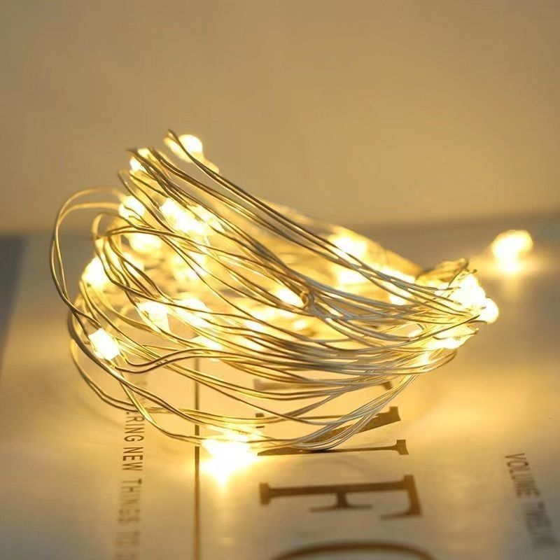 Karácsonyi installáció, 10 méter, 100 LED, elemekkel és 8 funkciós távirányítóval