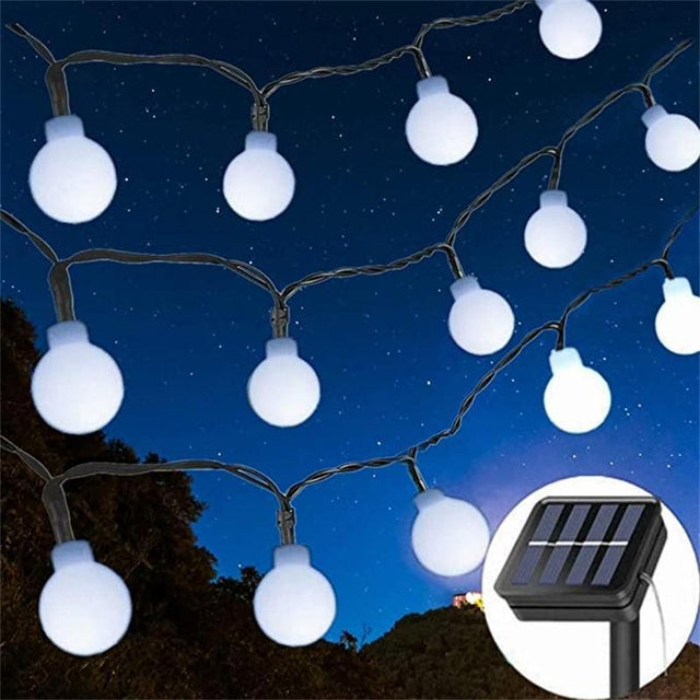 Instalatie Craciun, 12 metri, 100 de LED-uri cu ornament tip Bulb, 8 jocuri de lumini alb rece, cu energie solara, liniar, interior/exterior, Vivimall - vivimall.ro