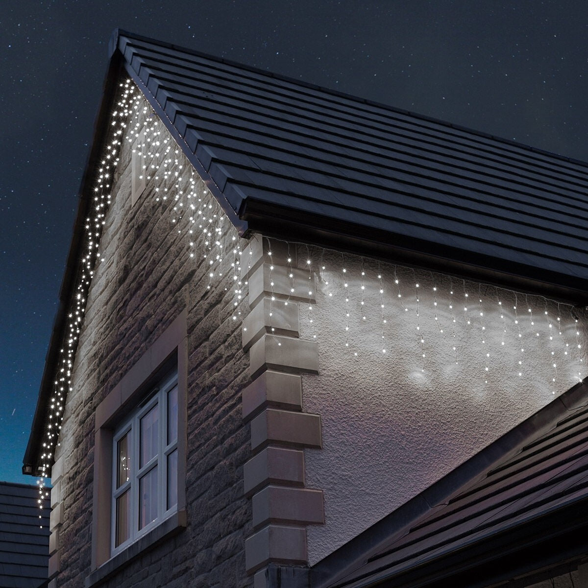 Karácsonyi installáció, 145 M, LED-ek, rojtos, hideg fehér, villanófény, tápegység, összekapcsolható, gumírozott vezeték, 220V