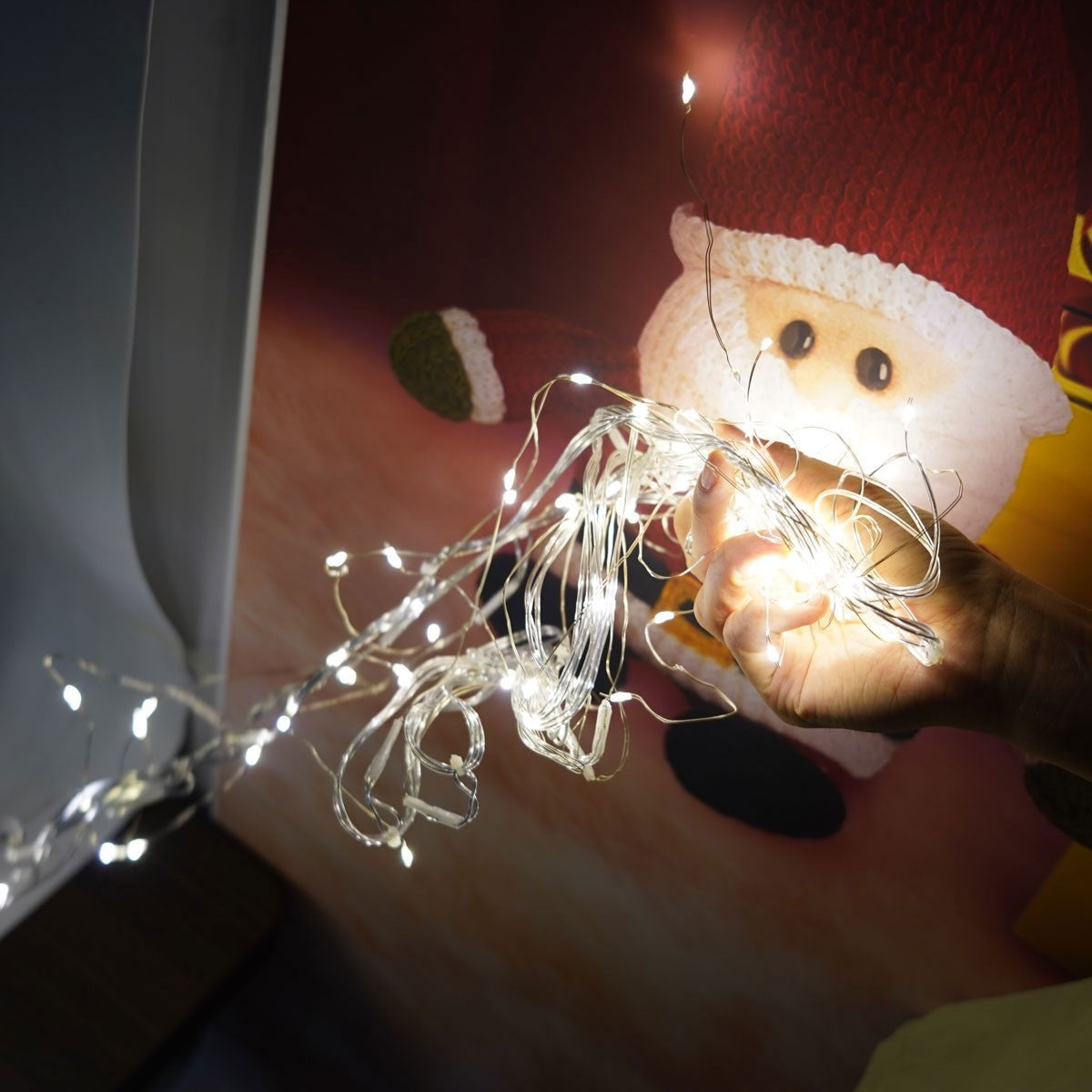 Karácsonyi installáció Teknőcök, Ip44, 25 M, 715 LED, Hideg, 8 fényeffektus, Távirányító mellékelve, Összekapcsolható, 5 M hosszabbító kábel mellékelve, Rézhuzal, Beltéri/Kültéri