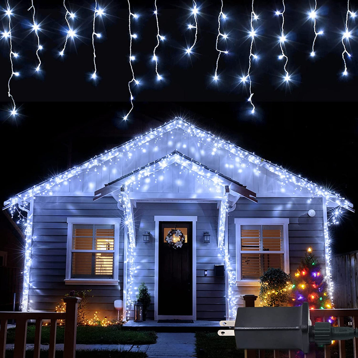 Karácsonyi installáció, 25 M, 715 LED, rojtos, hideg fehér, villanófény, transzformátor, összekapcsolható, 3 M hosszabbító kábel mellékelve, vezeték