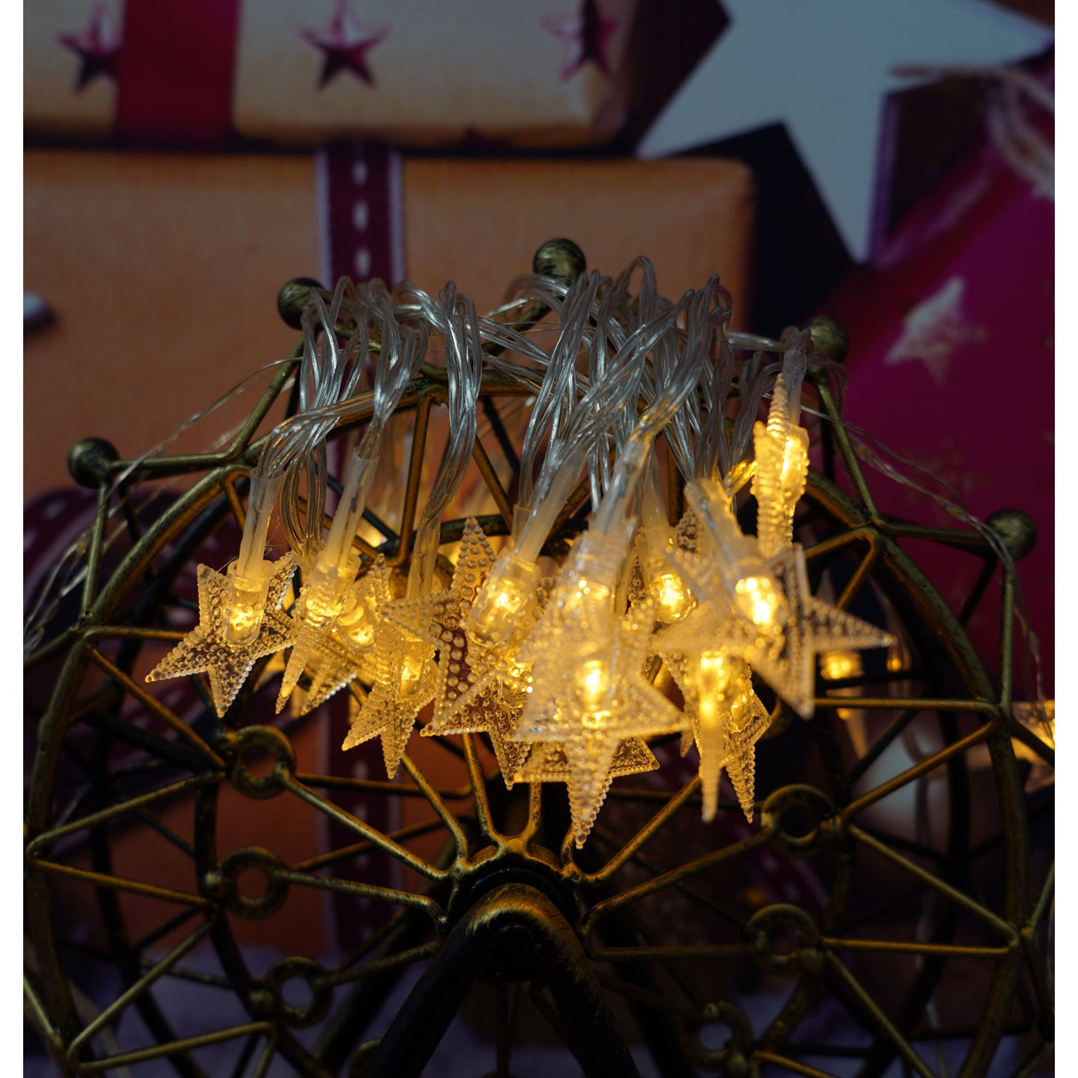 Instalatie Craciun, 3 M,20 de LED-uri, alb-cald, model cu stelute, liniara, cu baterie, interior/exterior, Flippy - vivimall.ro