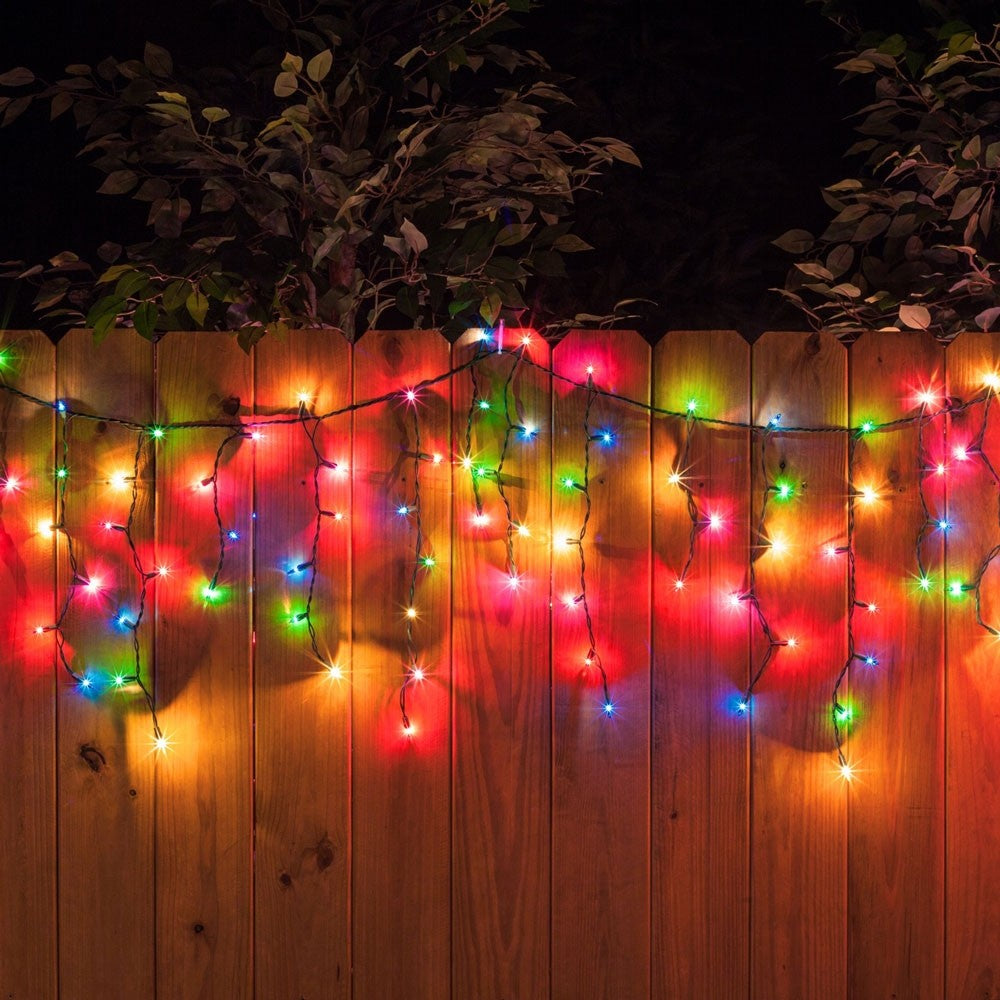 Karácsonyi installáció, 35 M, 1001 LED, rojtos, vaku, transzformátor, összekapcsolható, 3 M hosszabbító kábel mellékelve, fehér vezeték