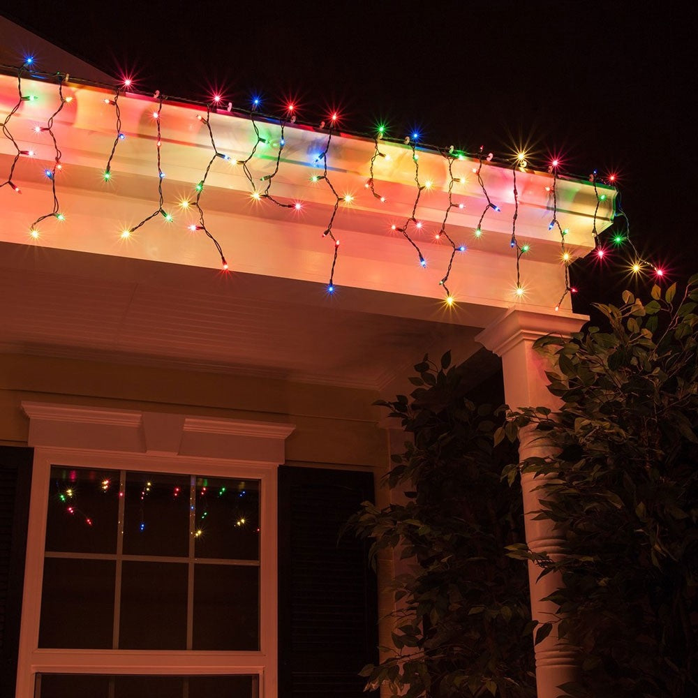 Karácsonyi installáció, 5 M, 143 LED, Rojtos, 8 Fényeffektus, Transzformátor Távirányítóval, Összekapcsolható, 3 M Hosszabbító Kábel Tartalmazza, Fehér Vezeték