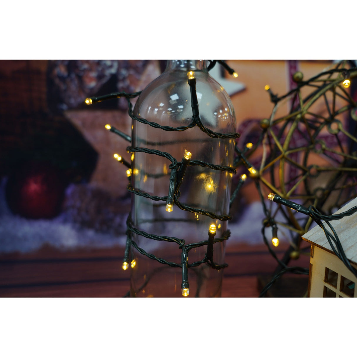 Instalatie Craciun, 8 metri, 50 de LED-uri, alb cald, telecomanda 8 functii, cu energie solara, fir negru, liniar, interior/exterior, Vivimall - vivimall.ro