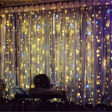 Instalatie Craciun Profesionala de Exterior IP65, Tip Perdea, 4m x 5m, 2000 Led-uri Mari, Alb cald, cu flash, Alimentator 1,5 m, Interconectabila, Fir negru, Vivimall - vivimall.ro