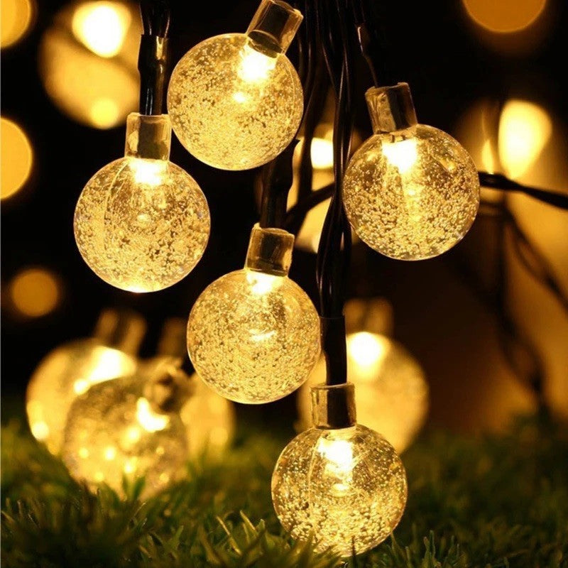 Karácsonyi installáció, kristálygömb típusú, 50 LED, 9,5 méter, napenergia, fényérzékelő