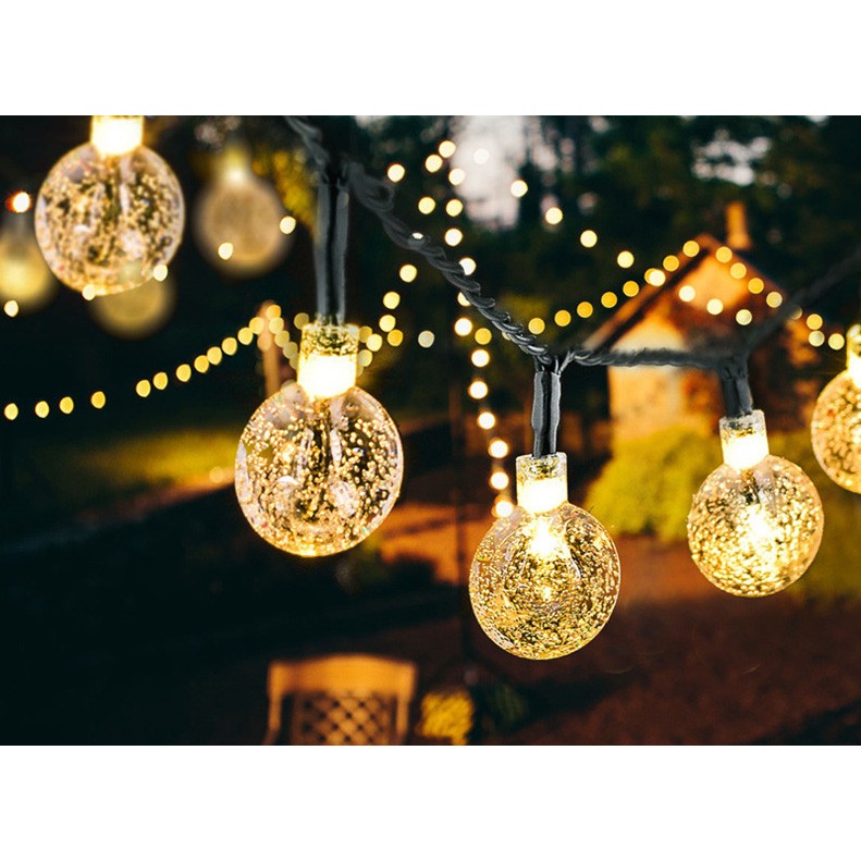 Karácsonyi installáció, kristálygömb típusú, 50 LED, 9,5 méter, napenergia, fényérzékelő