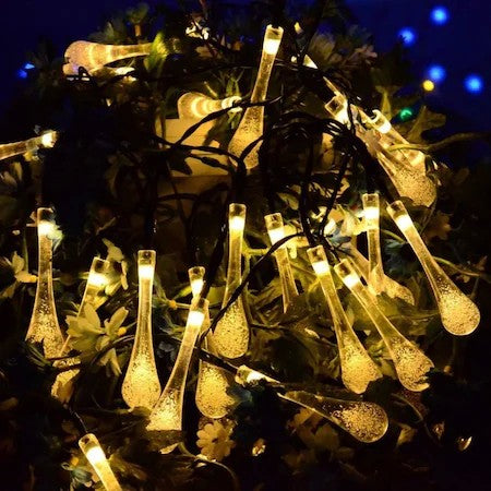 Instalatie Craciun, Tip Picaturi, 50 Led-uri, 9.5 metri, Alb cald, Energie solara, Senzor de lumina, Vivimall - vivimall.ro