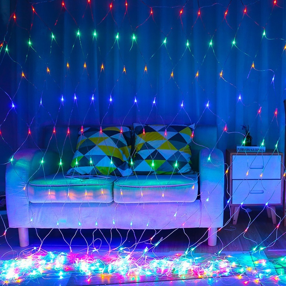 Instalație LED Crăciun plasă multicolor cu 8 jocuri de lumini, detaliu LED-uri iluminate