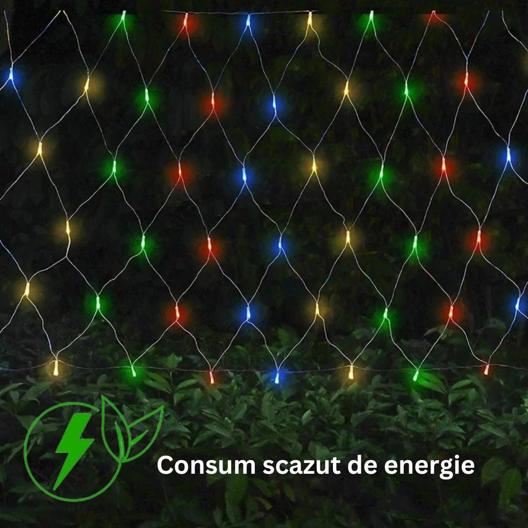 Plasă LED Crăciun Yoto 1.5x1.5 m montată pe gard exterior, utilizare în aer liber