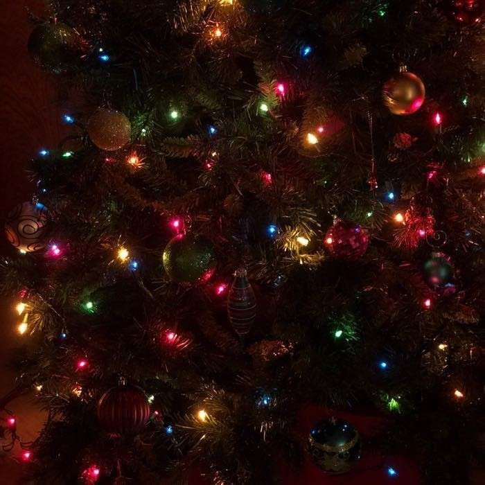 Karácsonyi elemes lineáris fény, 2 világító szett, zöld vezeték, 10 m, 100 LED 