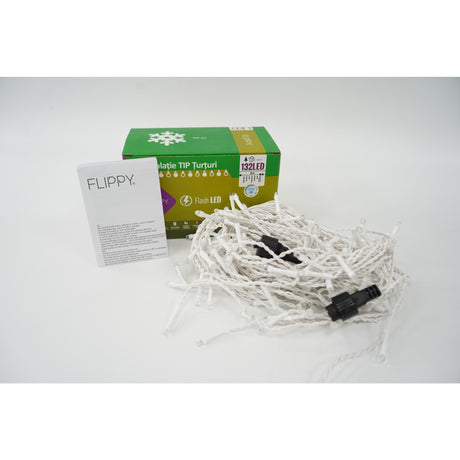 Detaliu instalație Crăciun turturi Flippy® cu efect flash și franjuri LED alb rece, sistem interconectabil