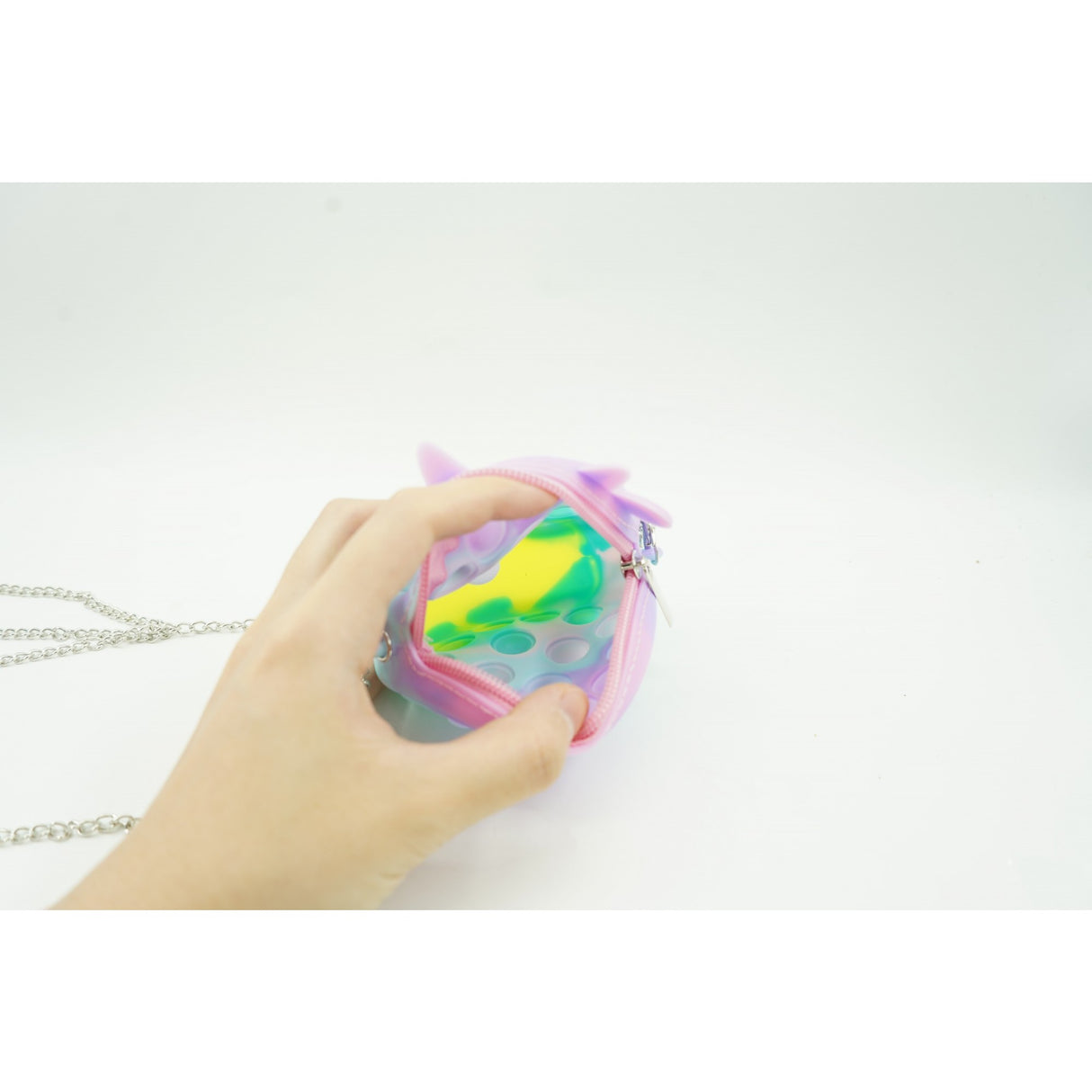 Jucarie antistres din silicon Flippy, Pop it Now and Flip It ,Mini Geanta, Vacuta, 6 cm, Macarons - vivimall.ro