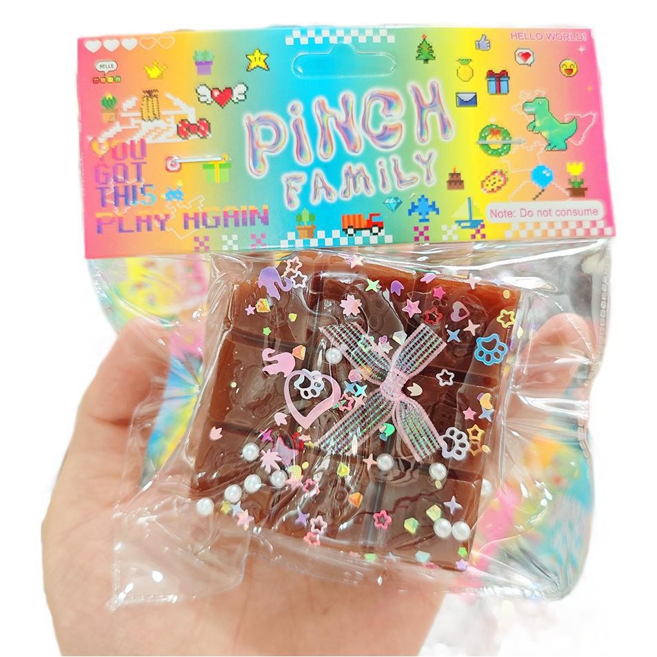 Jucarie Antistres Squishy, Flippy, cu Revenire Lenta, Squeeze Pinch Family, Model Cuburi de Ciocolata, Maro - vivimall.ro