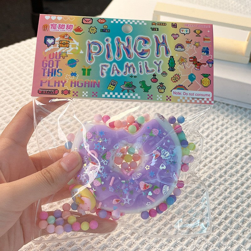 Jucarie Antistres Squishy, Vivimall, cu Revenire Lenta, Squeeze Pinch Family, Model Gogoasa, 6x6 cm, 99g, Ambalaj Transparent, Mov - vivimall.ro