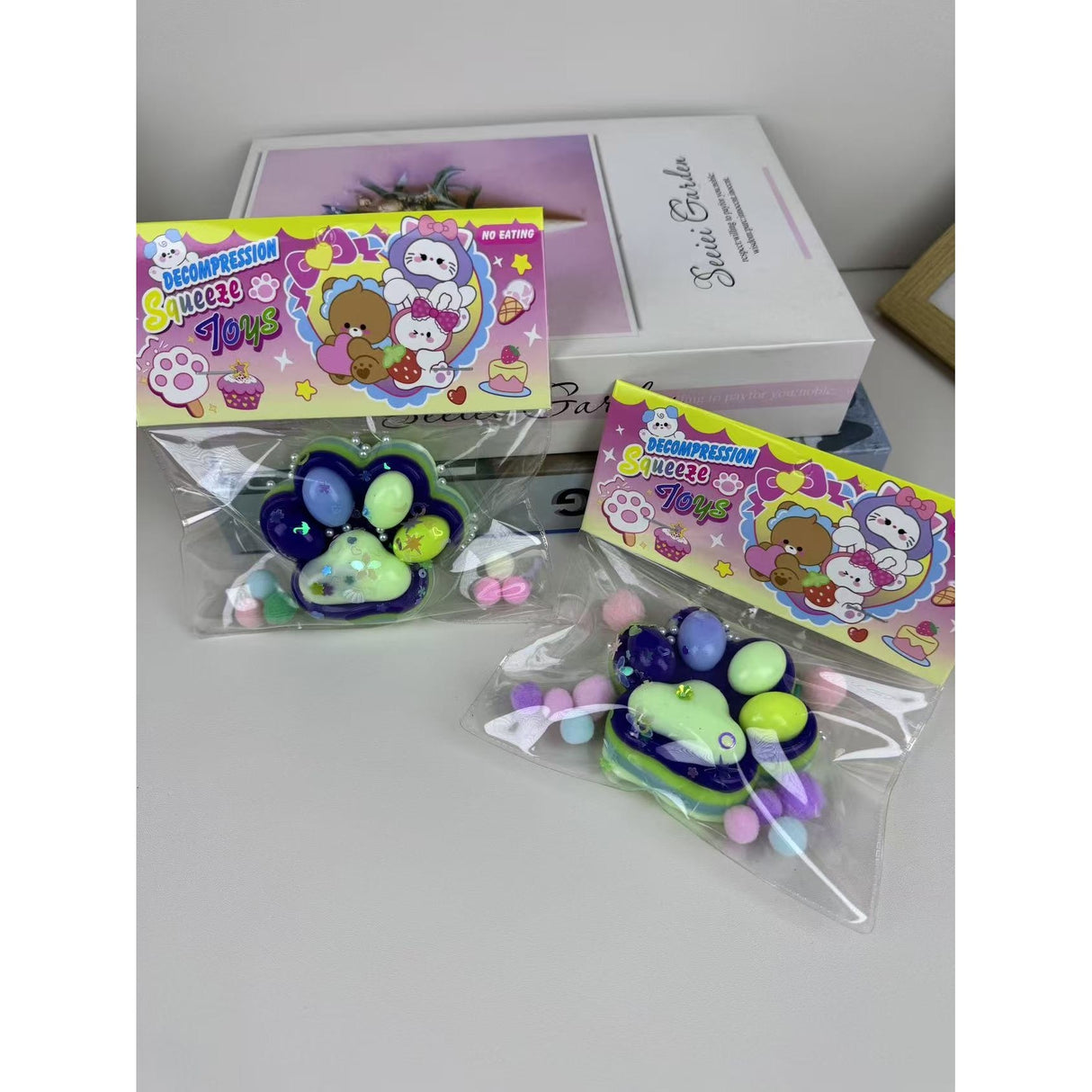 Jucarie Antistres Squishy, Flippy, cu Revenire Lenta, Squeeze Toys, Model Cat Paw, 12.5x10.5 cm, 220g, +3 Ani, din TPR, Model 6, Multicolor - vivimall.ro