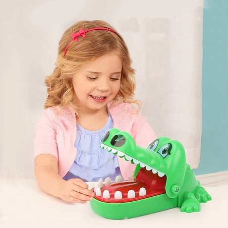 Crocodil Dentist cu gura deschisă, detaliu dinți, jucărie interactivă din plastic rezistent