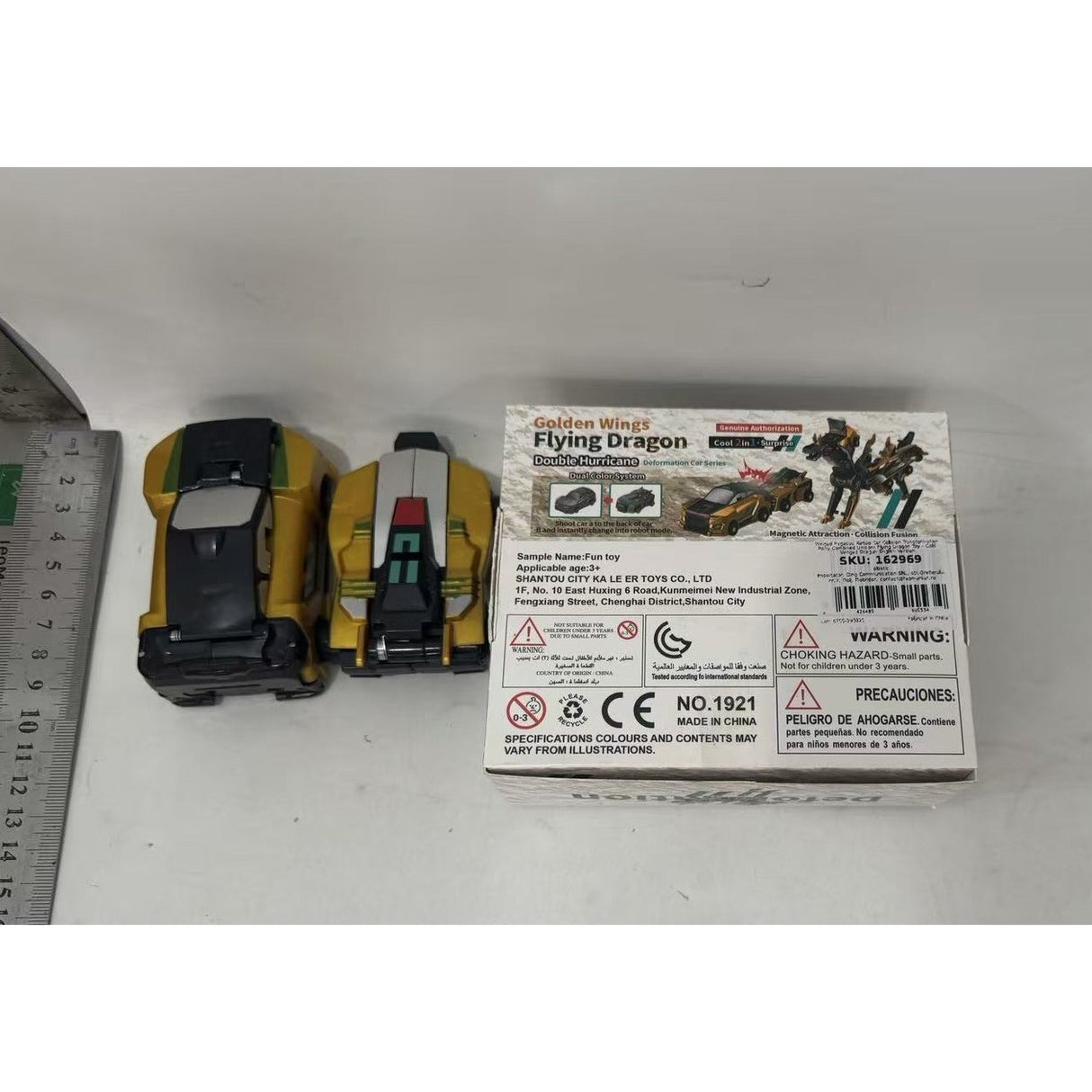 Jucarie Transformabila 2in1, Flippy, Golden Wing Flying Dragon, Masina/Dragon, Atractie Magnetica, +6 Ani, din ABS, Auriu - vivimall.ro