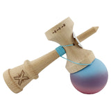 Kendama X Originala, Profesionala, Vivimall, Cupe Mari KING SIZE V3, Rubber Grip, Gaura in Baza, Rulment Metalic, din lemn 18 cm, Ata 55 cm, Gradient Albastru deschis/Mov/Roz - vivimall.ro
