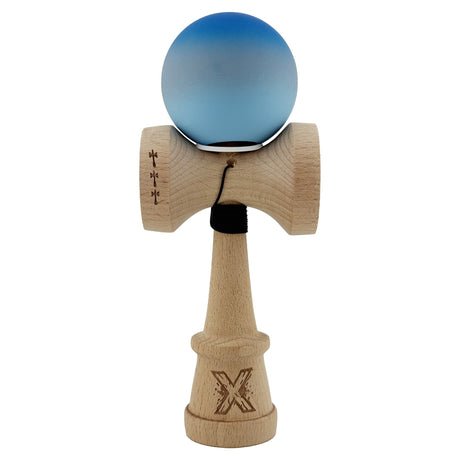 Kendama X Originala, Profesionala, Vivimall, Cupe Mari KING SIZE V3, Rubber Grip, Gaura in Baza, Rulment Metalic, din lemn 18 cm, Ata 55 cm, Gradient Albastru/Gri/Albastru deschis - vivimall.ro