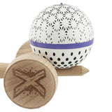 Kendama X Originala, Profesionala, Vivimall, RAINDROPS, Super Sticky cu Cupe Mari KING SIZE V3, Gaura in Baza, Rulment Metalic, din lemn 18 cm, Ata 62/65 cm, Alb/Albastru - vivimall.ro
