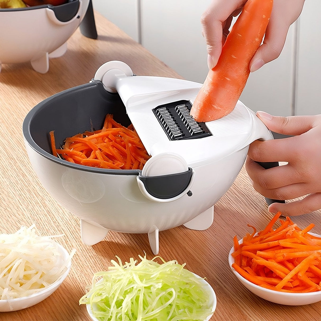 Tocator Multifunctional, Vivimall, Lame Otel Inoxidabil, cu Suport Scurgere, Maner, Protectie Mana, 22x22x12 cm, Alb Negru - vivimall.ro