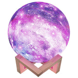 Hold alakú éjszakai fény csillagokkal 3D holdfény, elemes, fa állvánnyal, 14 cm
