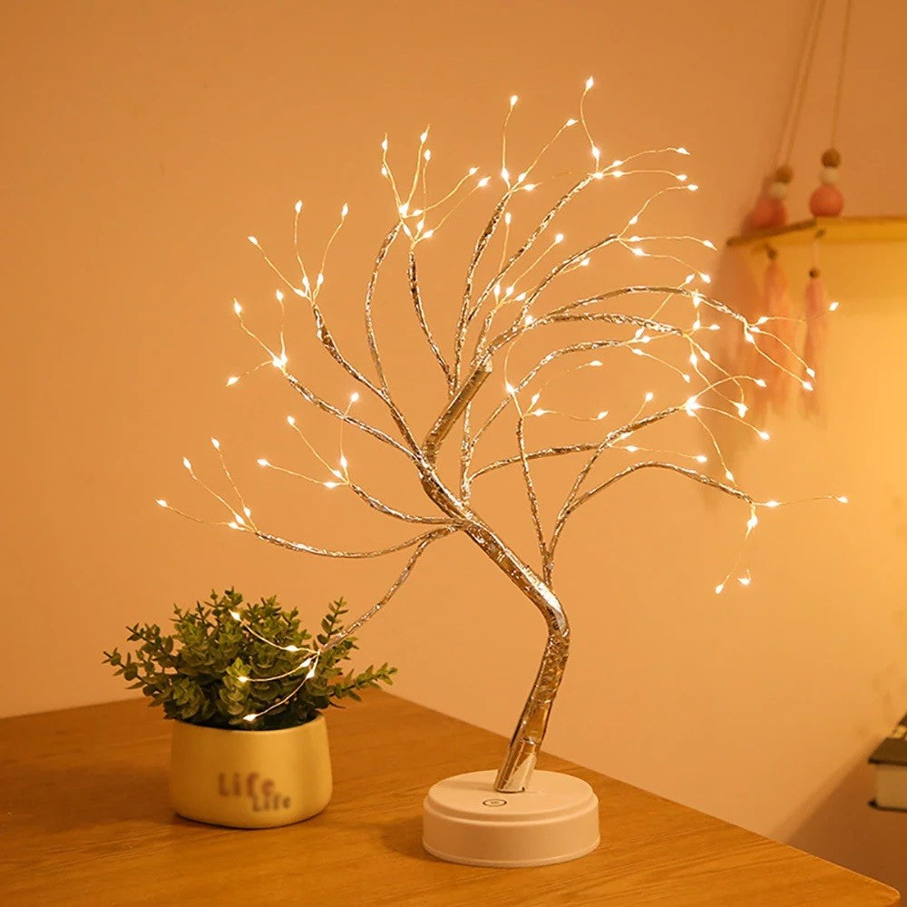 LED éjszakai fény elemekkel és USB-vel