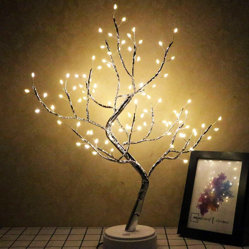 LED éjszakai fény elemekkel és USB-vel
