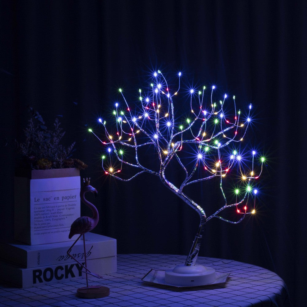 LED éjszakai fény elemekkel és USB-vel