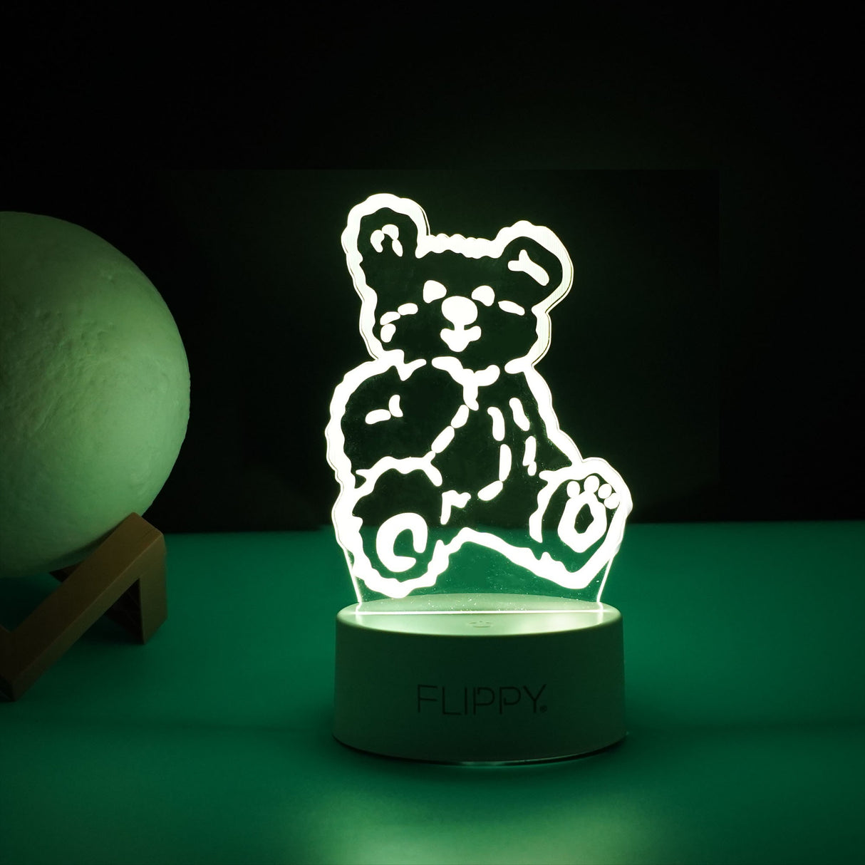 Lampa LED decorativa, Vivimall, 3D, Ursulet, cu telecomanda, doua moduri de alimentare USB si baterii, 20 cm inaltime, din material acril si lumina multicolora, alb - vivimall.ro