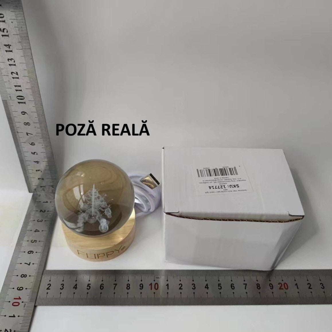 Dekoratív LED lámpa, 6 cm átmérőjű kristálygömbbel, USB tápellátás, fa állvány, világítás